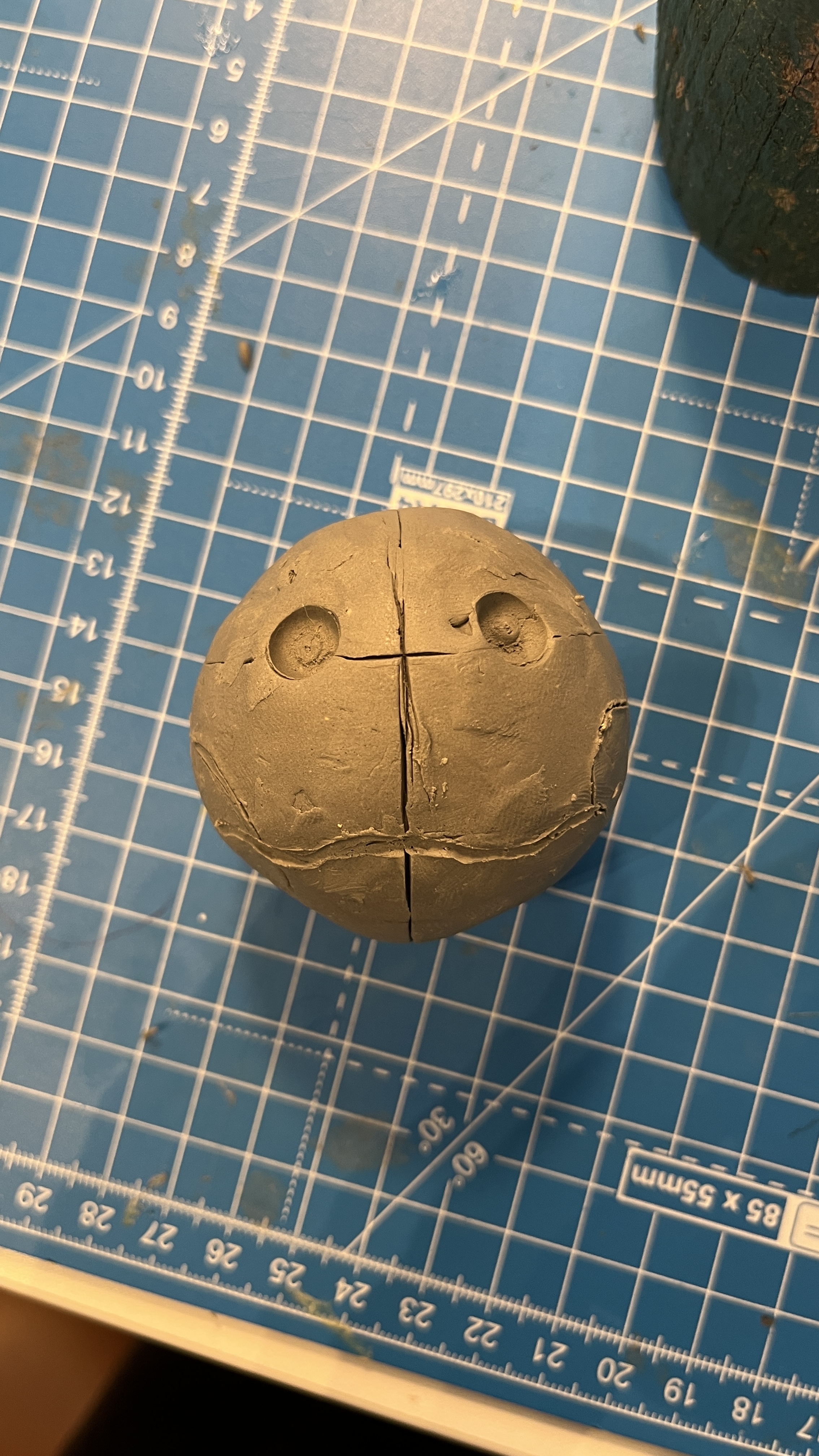 Modélisation d'une tête de marionnette en mousse